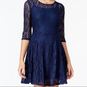 ❌❌SOLD❌❌Fishbowl Juniors' Lace Illusion dress
